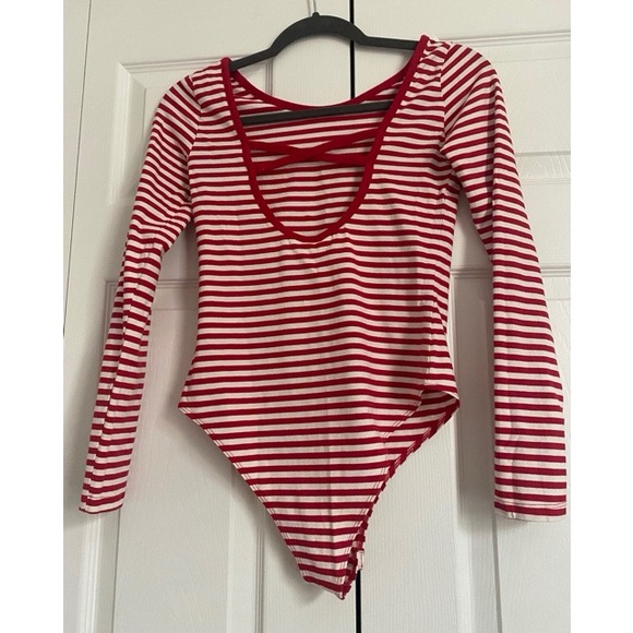 H&M bodysuit - Picture 2 of 4